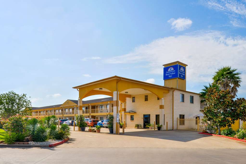 Americas Best Value Inn & Suites Waller Prairie View - featured photo