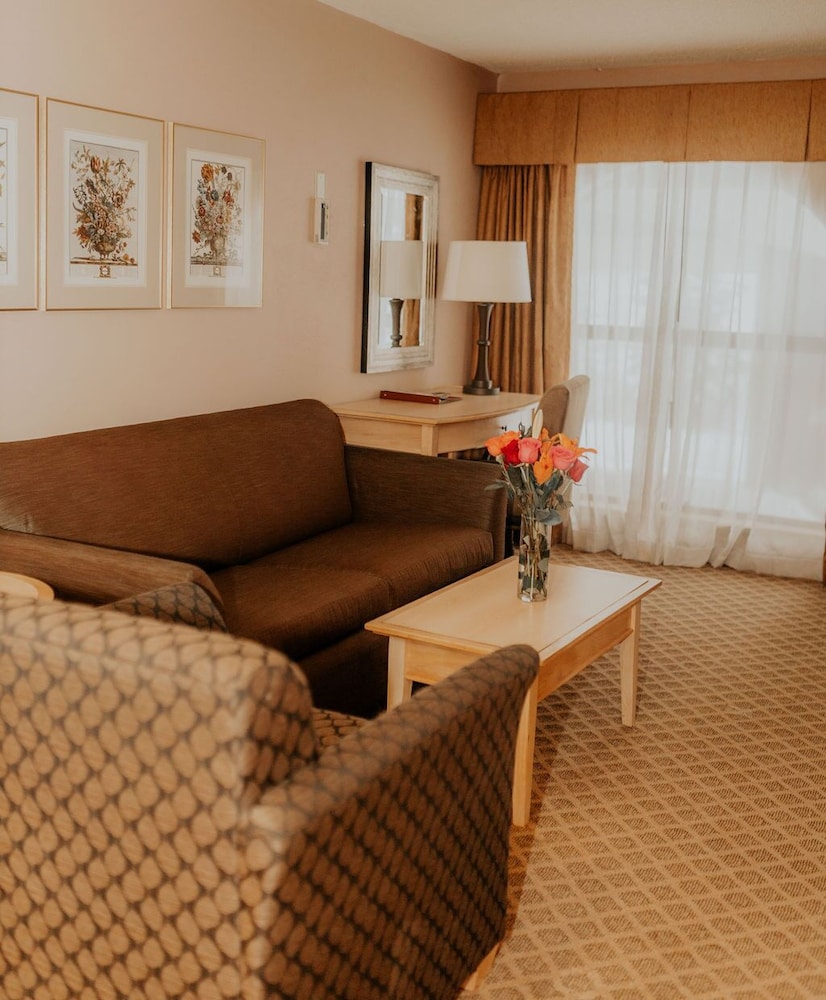 Wallace Inn - photo 8