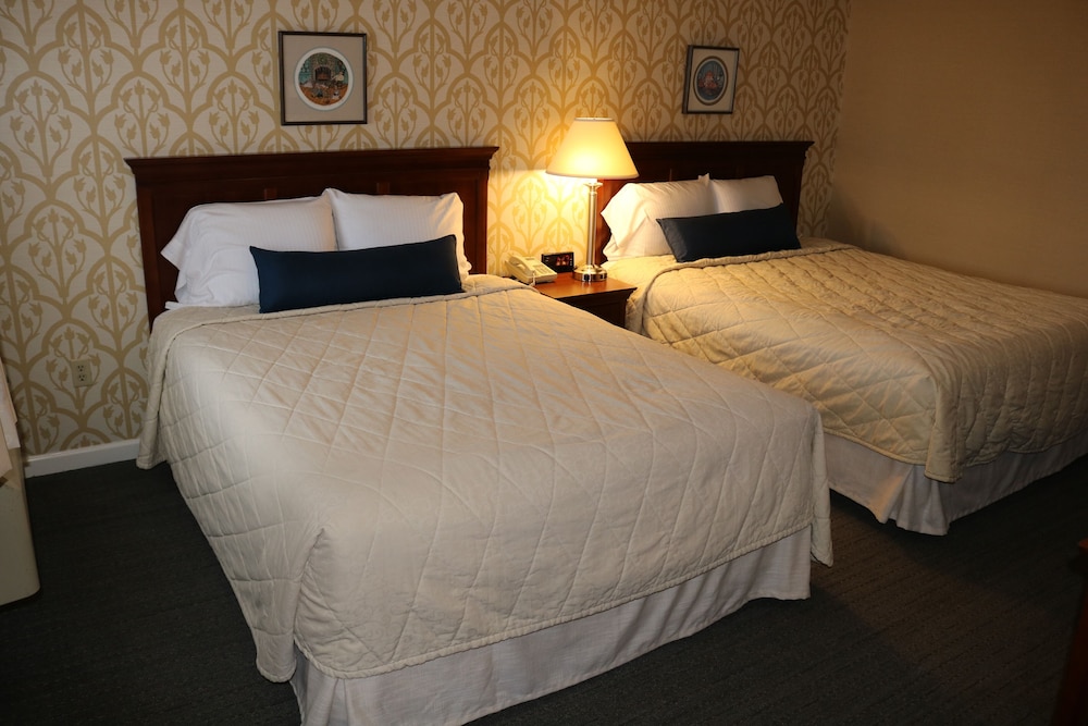 The Village Inn Harrisonburg - photo 10