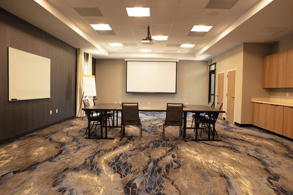Fairfield Inn & Suites by Marriott Virgin Zion National Park - photo 50