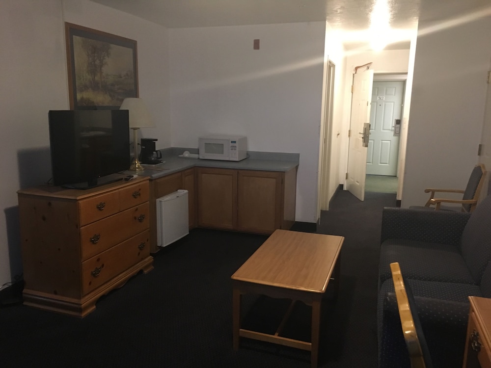 Quality Inn Carlin - photo 24
