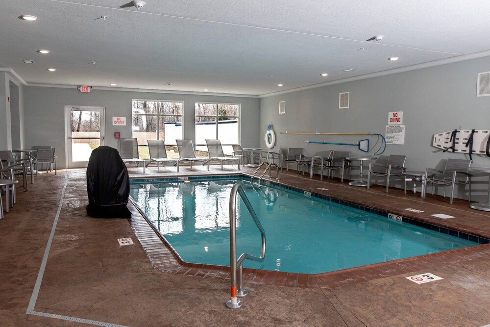 TownePlace Suites by Marriott Louisville Airport - photo 16