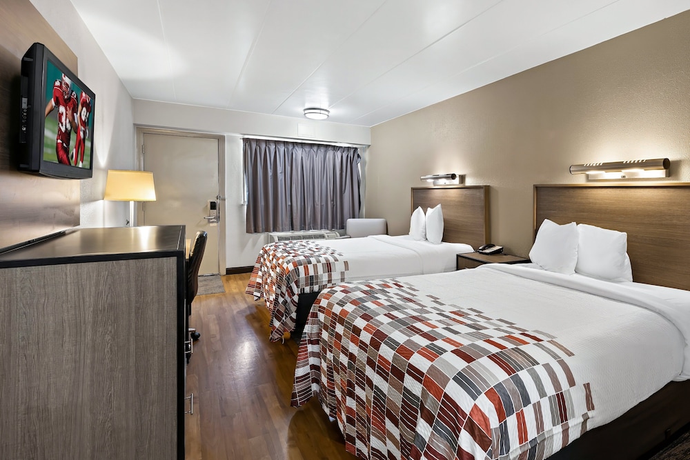 Red Roof Inn Cleveland Independence - photo 19