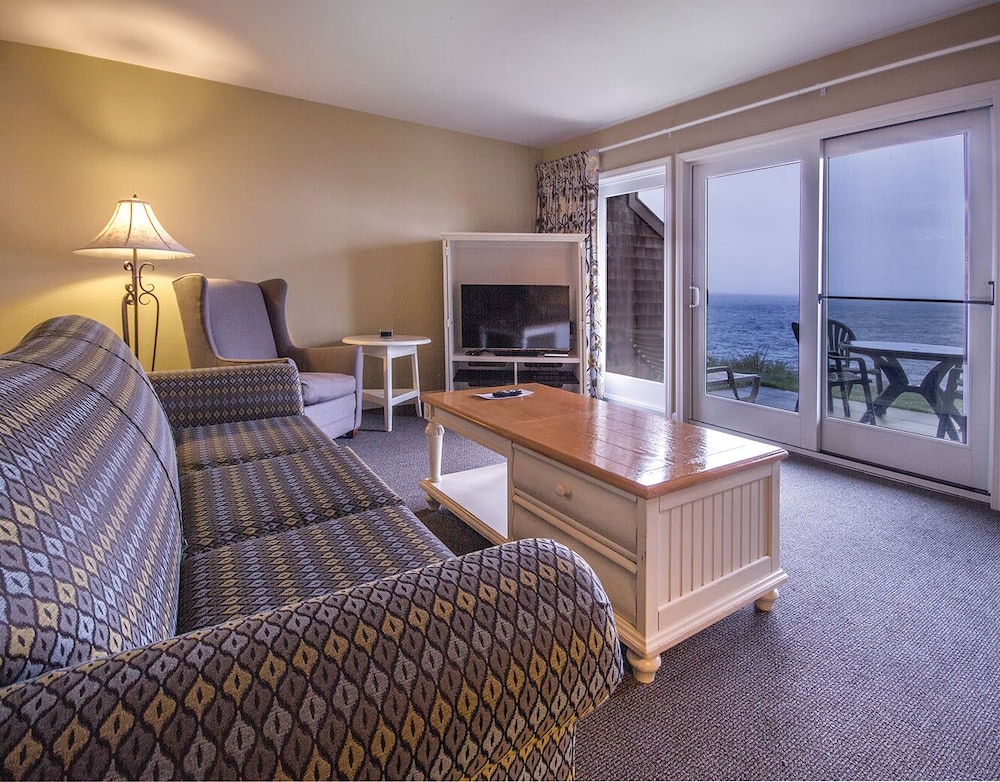 Club Wyndham Newport Overlook - photo 13