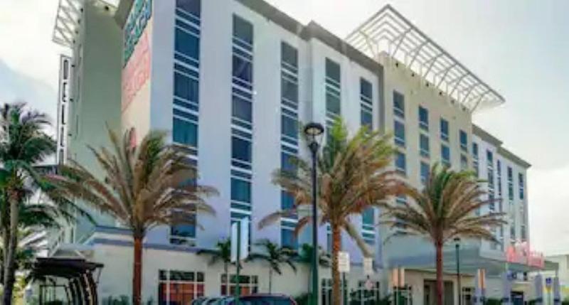 Hotel Dello Ft Lauderdale Airport Tapestry Collection by Hilton - photo 17