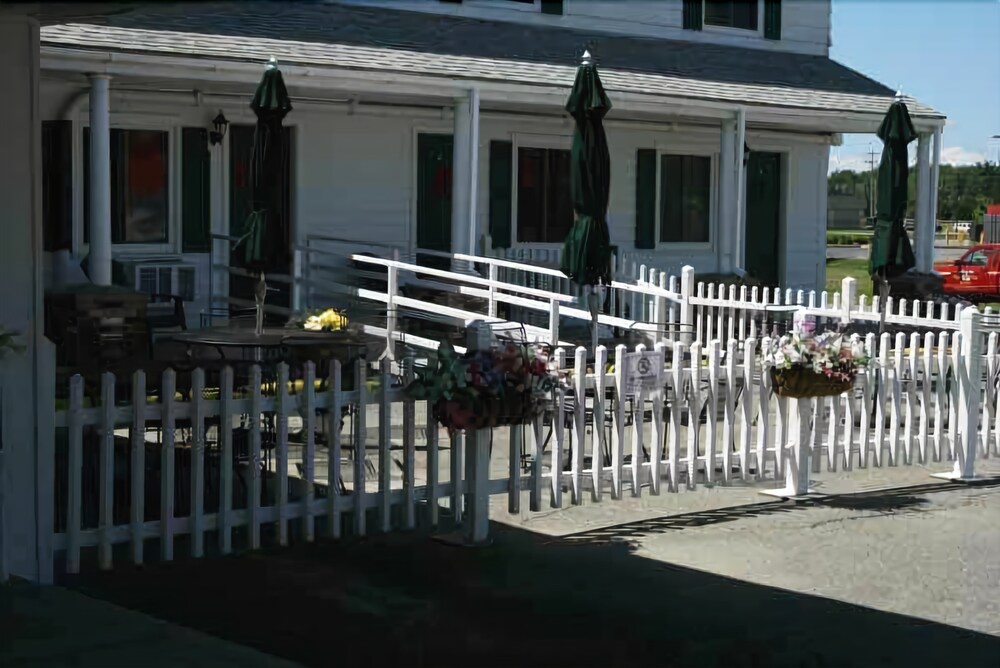 Vacationland Inn & Conference Center - photo 47