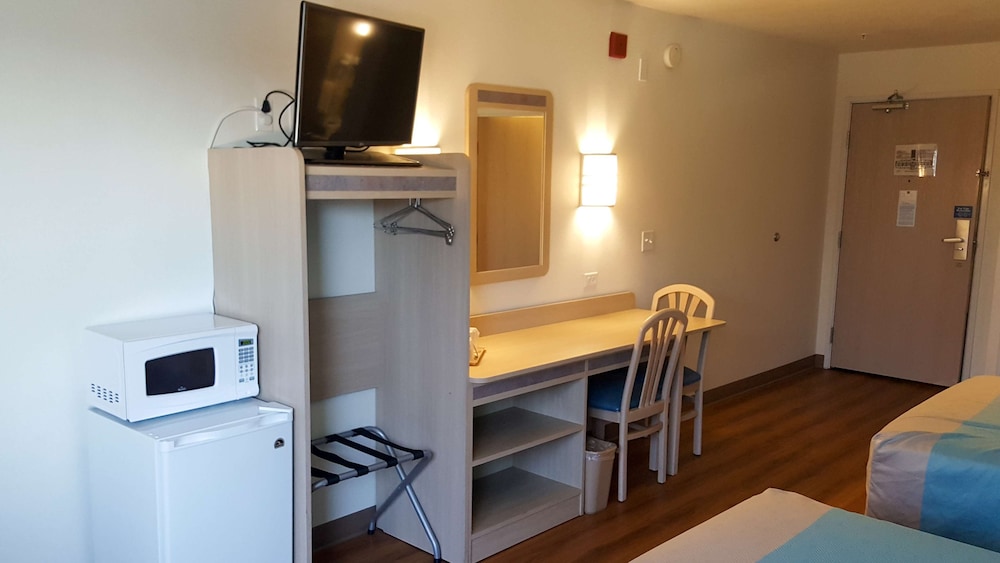 Motel 6 Las Cruces NM Telshor - photo 12