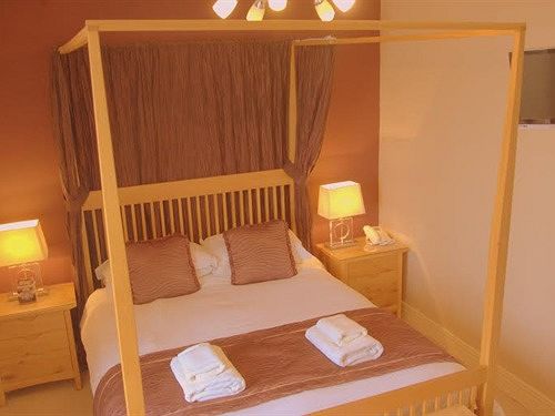 The Wheatsheaf Hotel — hotel in Corbridge