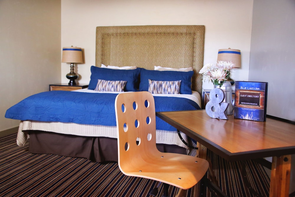 Blue Lakes Inn & Extended Stay - photo 11