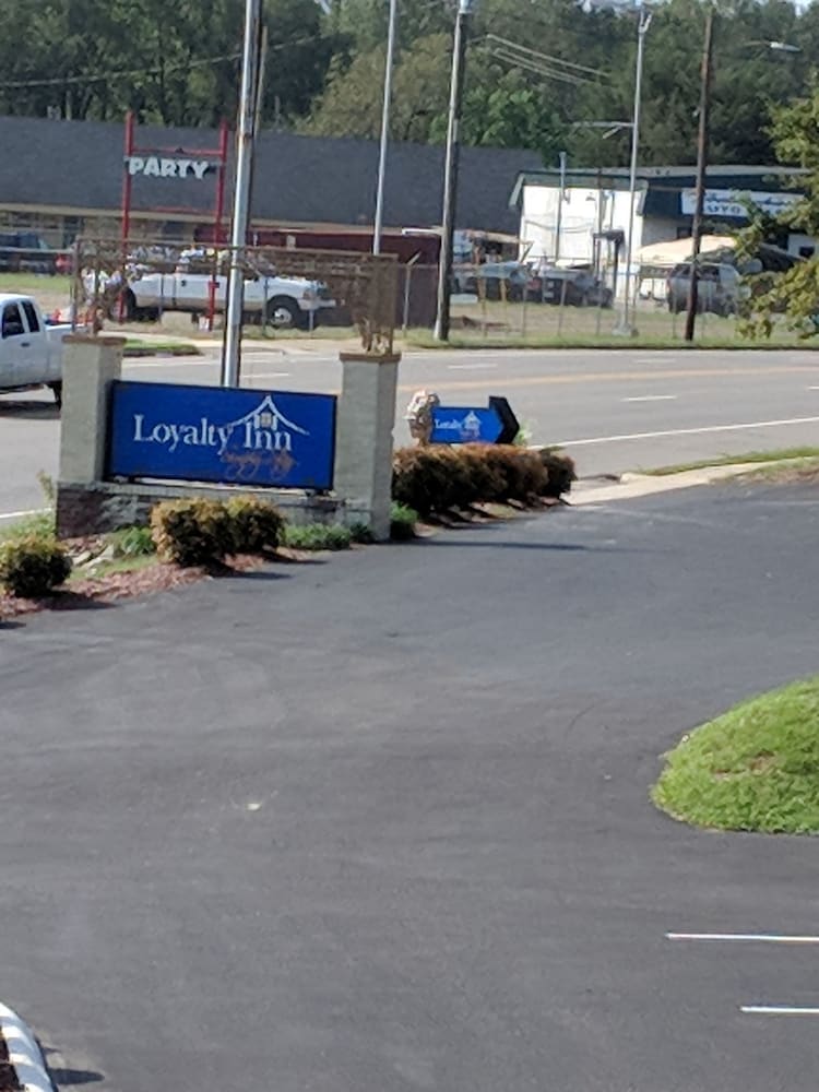 Loyalty Inn Rockingham - photo 10