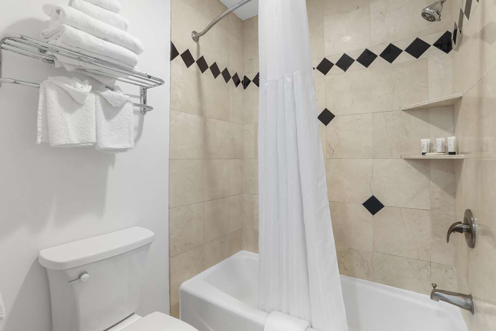 Signature Inn Berkeley - photo 33