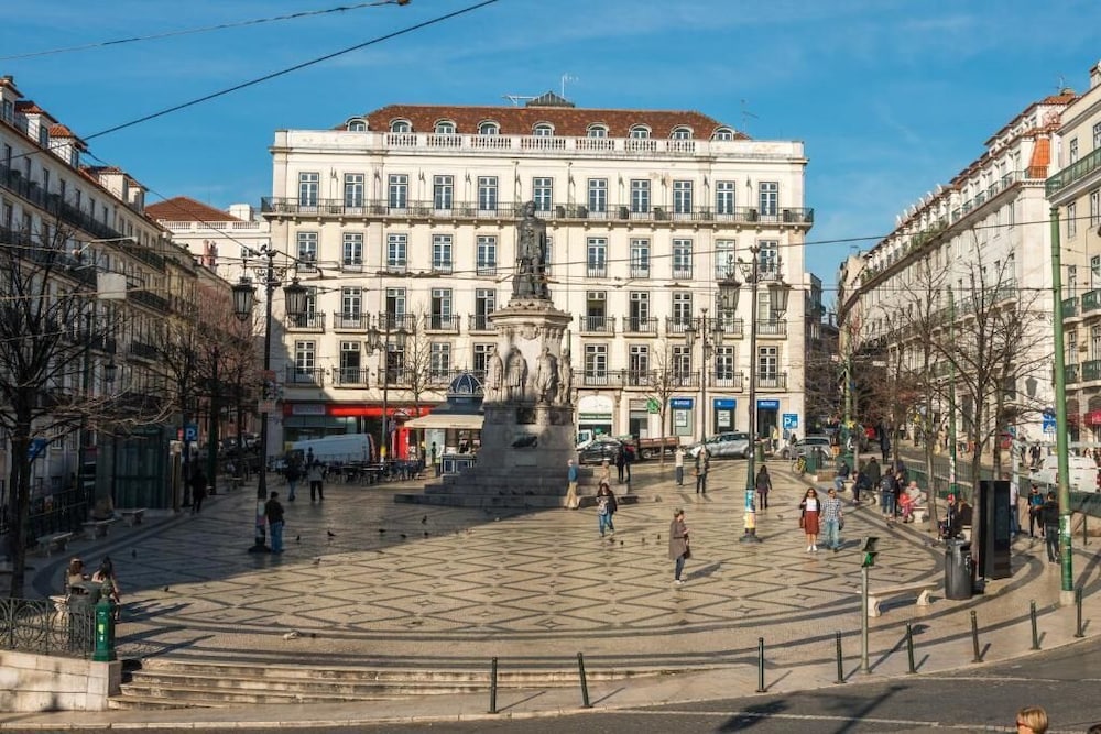 Le Consulat — Lisbon — photo 2