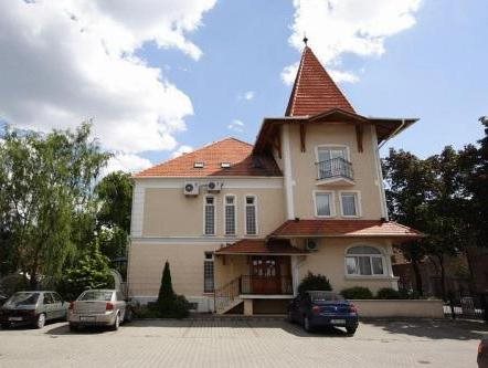 Platán Hotel - carbon neutral hotel in Sarvar