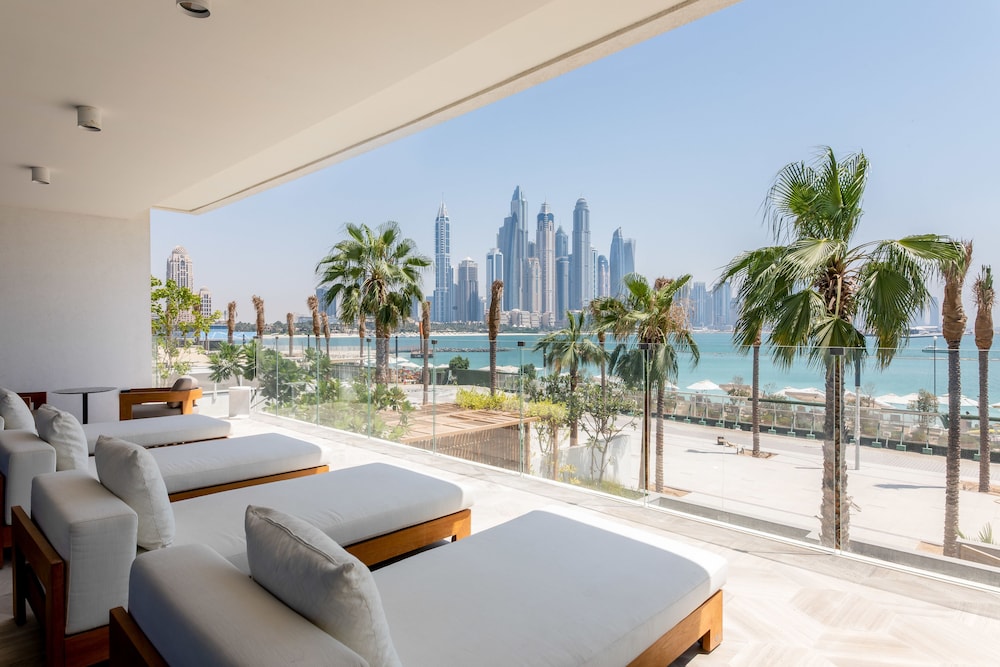 Maison Privee FIVE Palm Jumeirah Residences — 4-Star Luxury Hotel in Dubai, United Arab Emirates