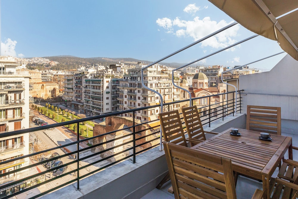 Aether by halu Central 2 BD apt — 4-Star Luxury Hotel in Thessaloniki, Greece