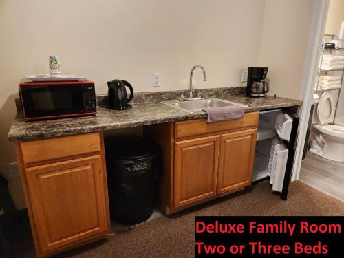 Stay Inn and Suites - photo 7
