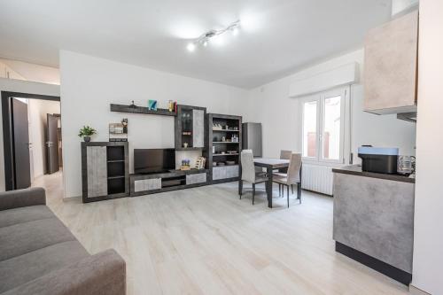 Smart Life House in the heart of Modena — 4-Star Luxury Hotel in Modena, Italy