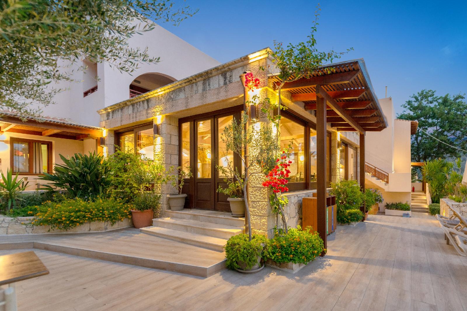Cactus Village Hotel & Bungalows — 4-Star Luxury Hotel in Irakleion, Greece