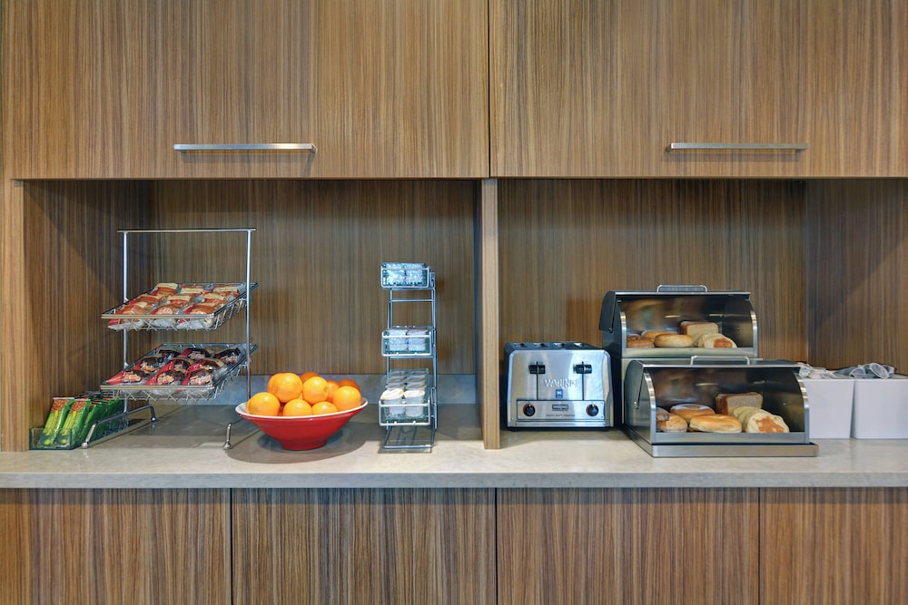 TownePlace Suites by Marriott Indianapolis Downtown - photo 43