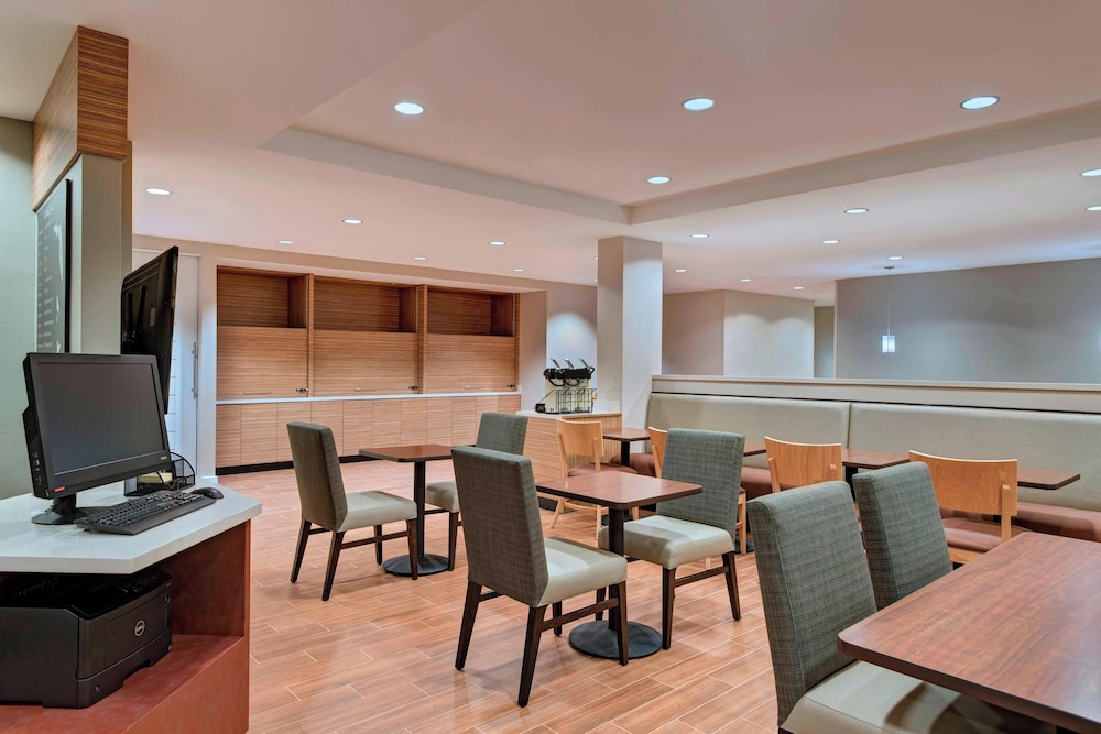 TownePlace Suites by Marriott Lakeland - photo 16