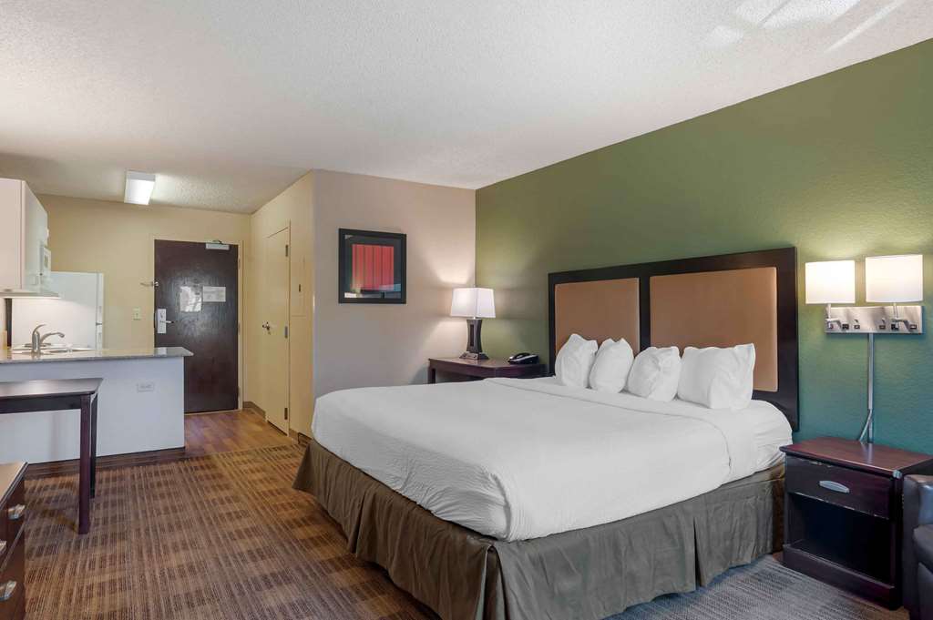 Extended Stay America Suites Orange County Lake Forest - photo 11