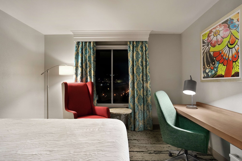 Hilton Garden Inn New Orleans Convention Center - photo 18