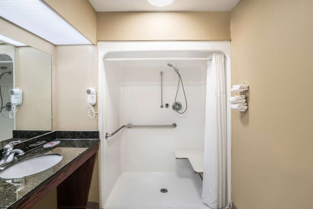 Baymont by Wyndham Prattville Montgomery - photo 18