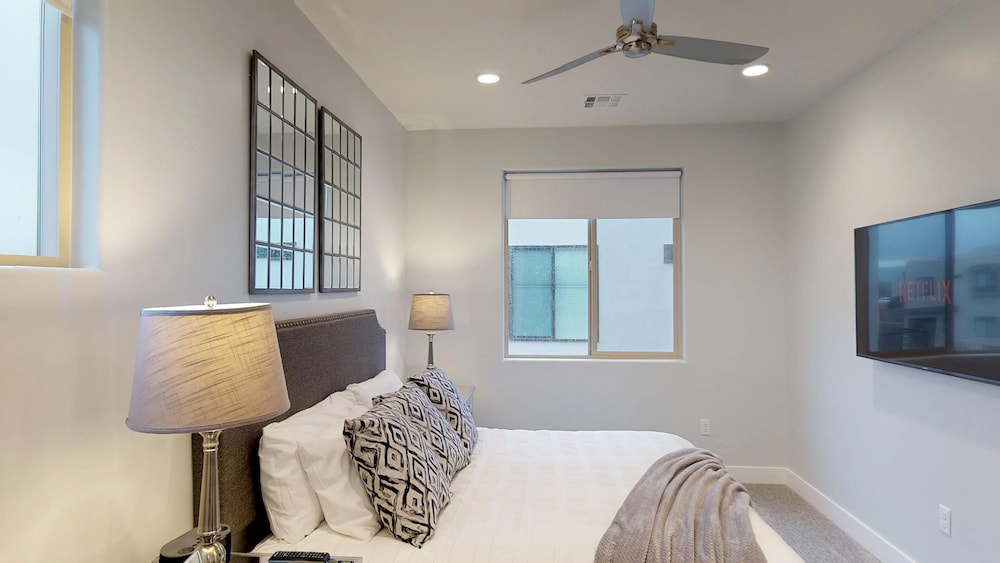 Town Center Resort - photo 43