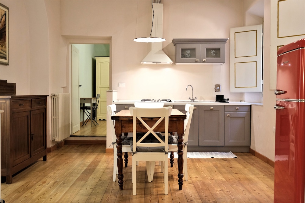 Wine Apartments Florence Nebbiolo — 4-Star Luxury Hotel in Florence, Italy