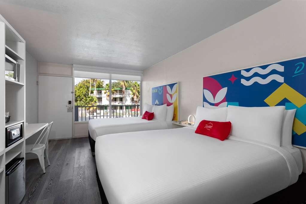 Baymont by Wyndham Orlando Lake Buena Vista South - photo 11