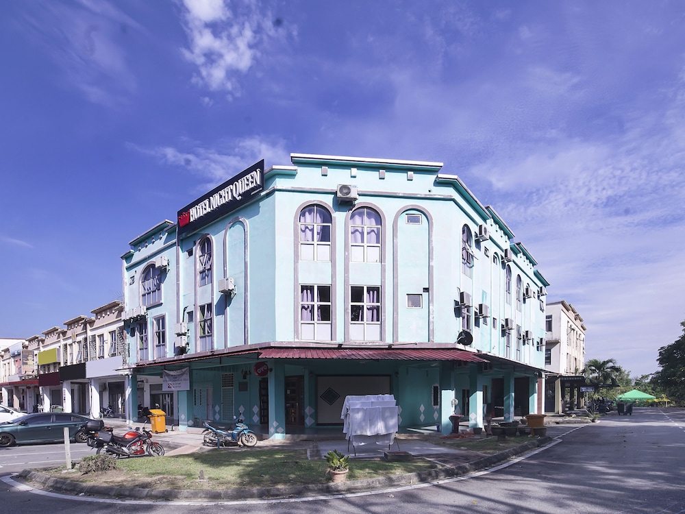 Super OYO 90516 Hotel Night Queen salak Tinggi in Sepang, Malaysia