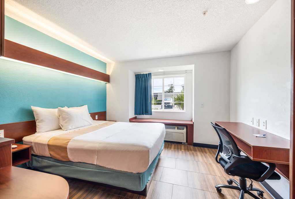 Americas Best Value Inn & Suites Brunswick - photo 19
