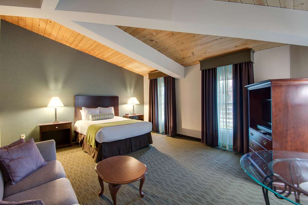 Best Western Plus The Inn at Hampton - photo 22