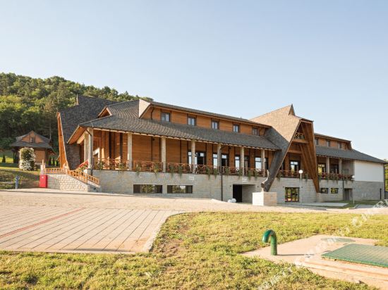Etno Complex Vrdnicka Kula — Vrdnik — photo 4