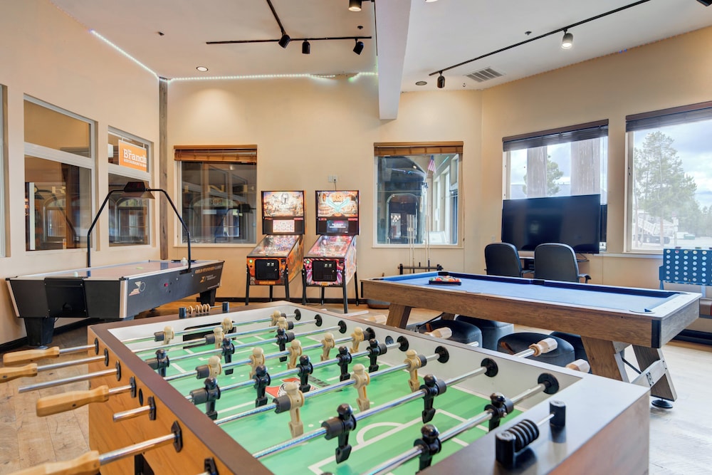 Holiday Inn West Yellowstone by IHG. - photo 128
