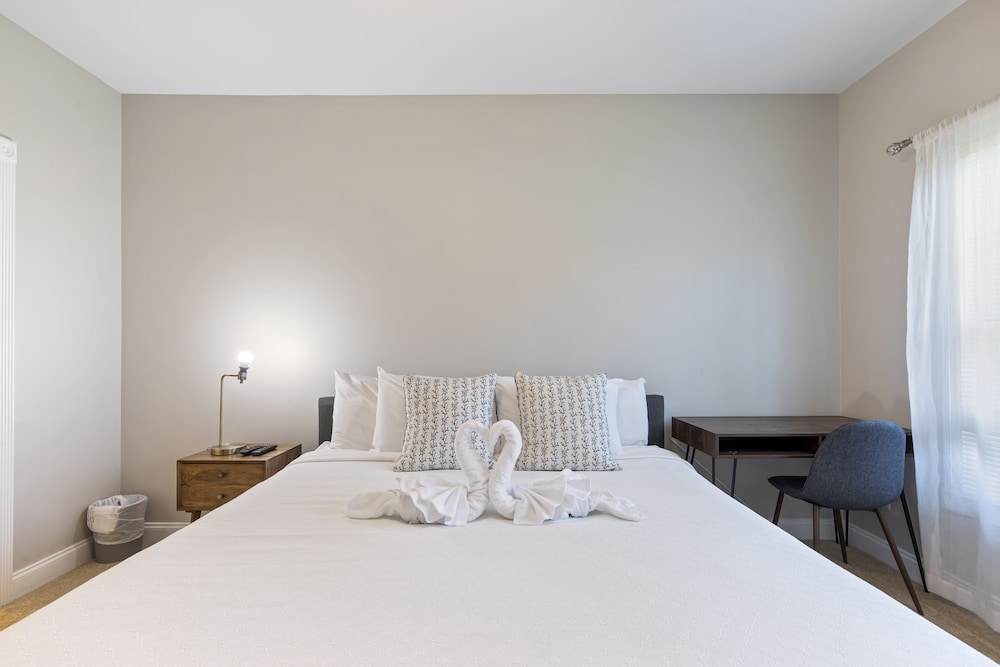 Stylish Golf Beach Getaway - photo 4