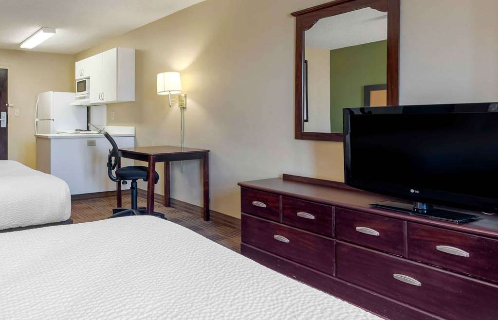 Extended Stay America Suites Dallas Greenville Avenue - photo 22