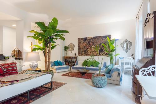 Mediterraneo Loft — 4-Star Luxury Hotel in Naples, Italy