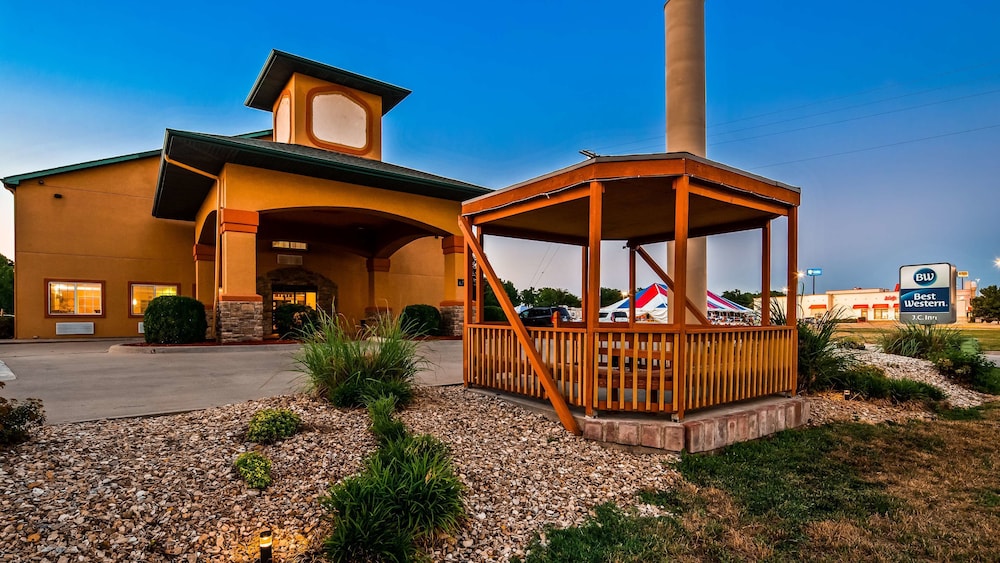 Best Western J. C. Inn - photo 3
