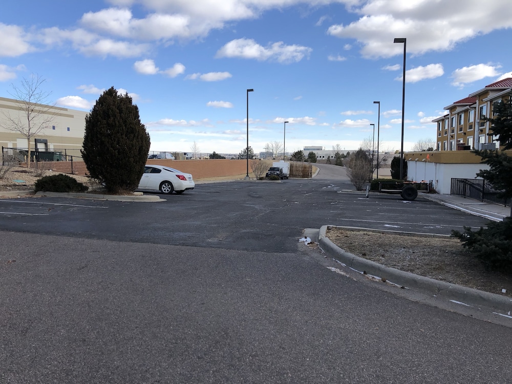 GreenTree Inn Denver Tech Center - photo 26