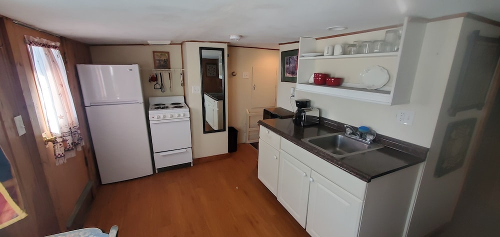 Little Miss Cottages - photo 29