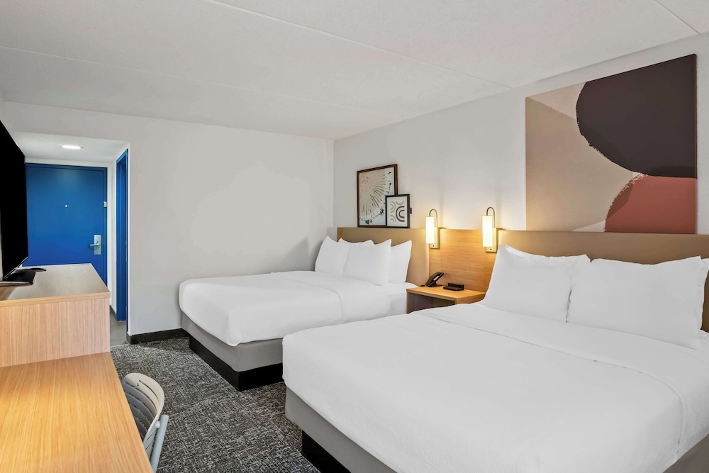 Spark by Hilton Stevensville - photo 26