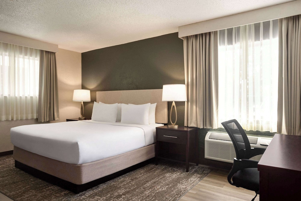 Mai Hana Hotel & Suites International Drive - photo 23