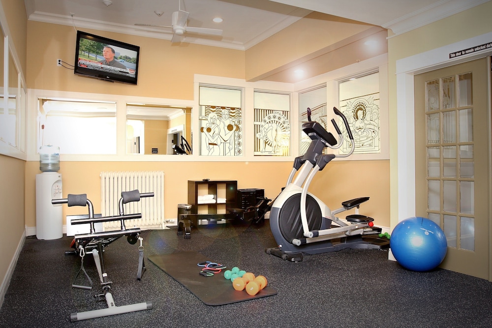 Majestic Inn & Spa - photo 57