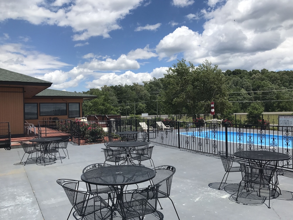 D'Arbonne Lake Motel - photo 9