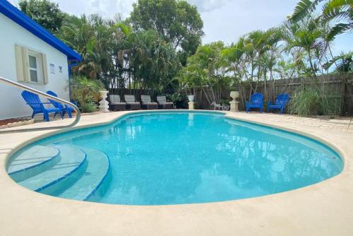 Great location Pool home w Pool table 5br — 4-Star Luxury Hotel in Fort Lauderdale, United States