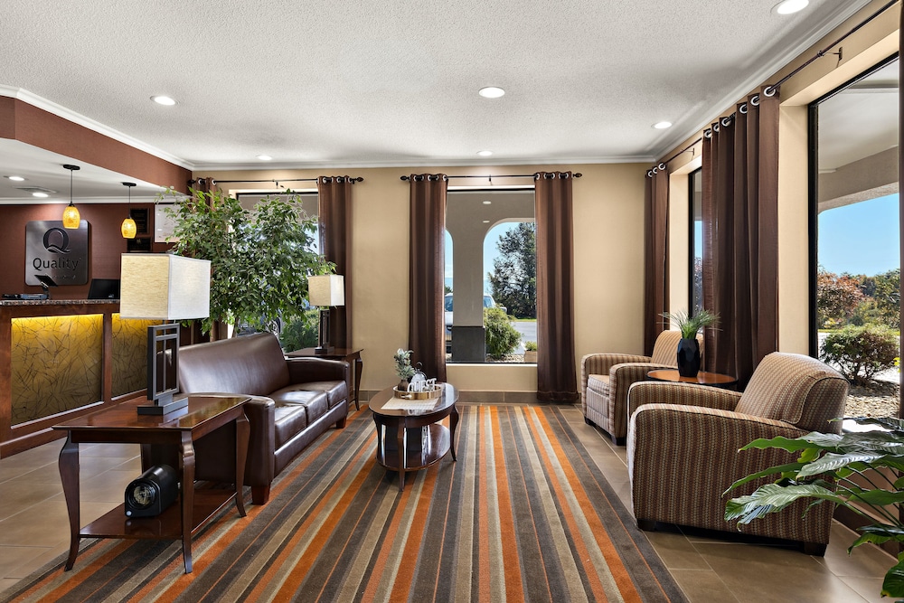 Quality Inn Dandridge - photo 4