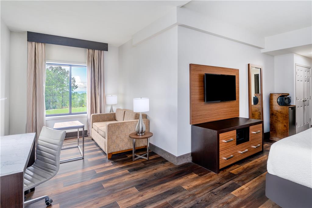 Aiden by Best Western Warm Springs Hotel and Event Center - photo 24