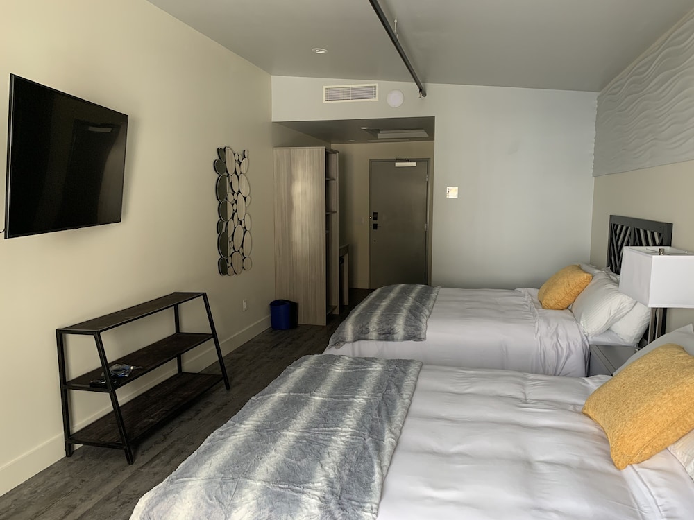 Manhattan Hotel Salida - photo 13