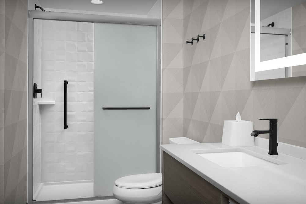 Home2 Suites by Hilton Sevierville - photo 20